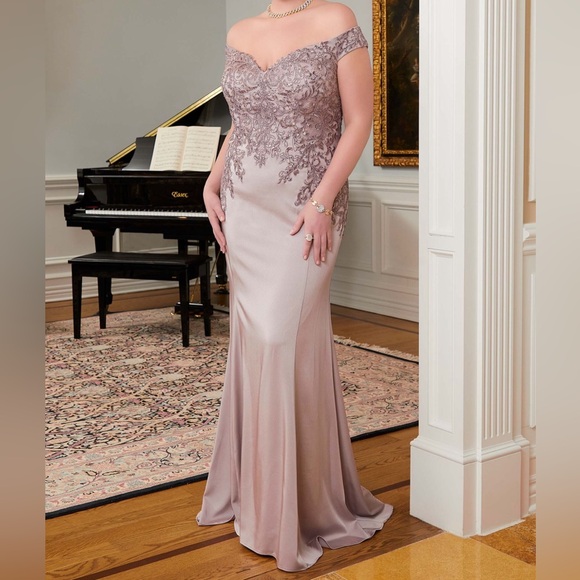 Formal Bling Long Dress - Picture 6 of 6